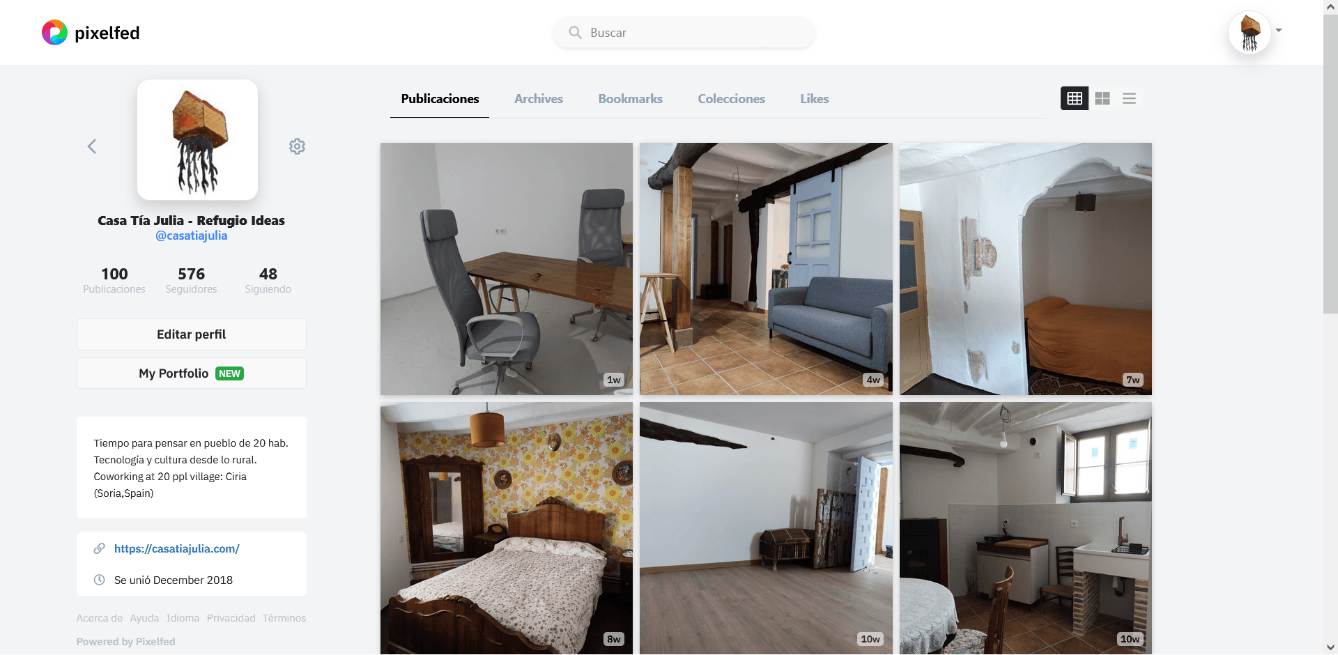 Un pantallazo del perfil de Casa tía Julia en Pixelfed, con varias fotos de la casa. Tiene un aspecto muy parecido a Instagram.